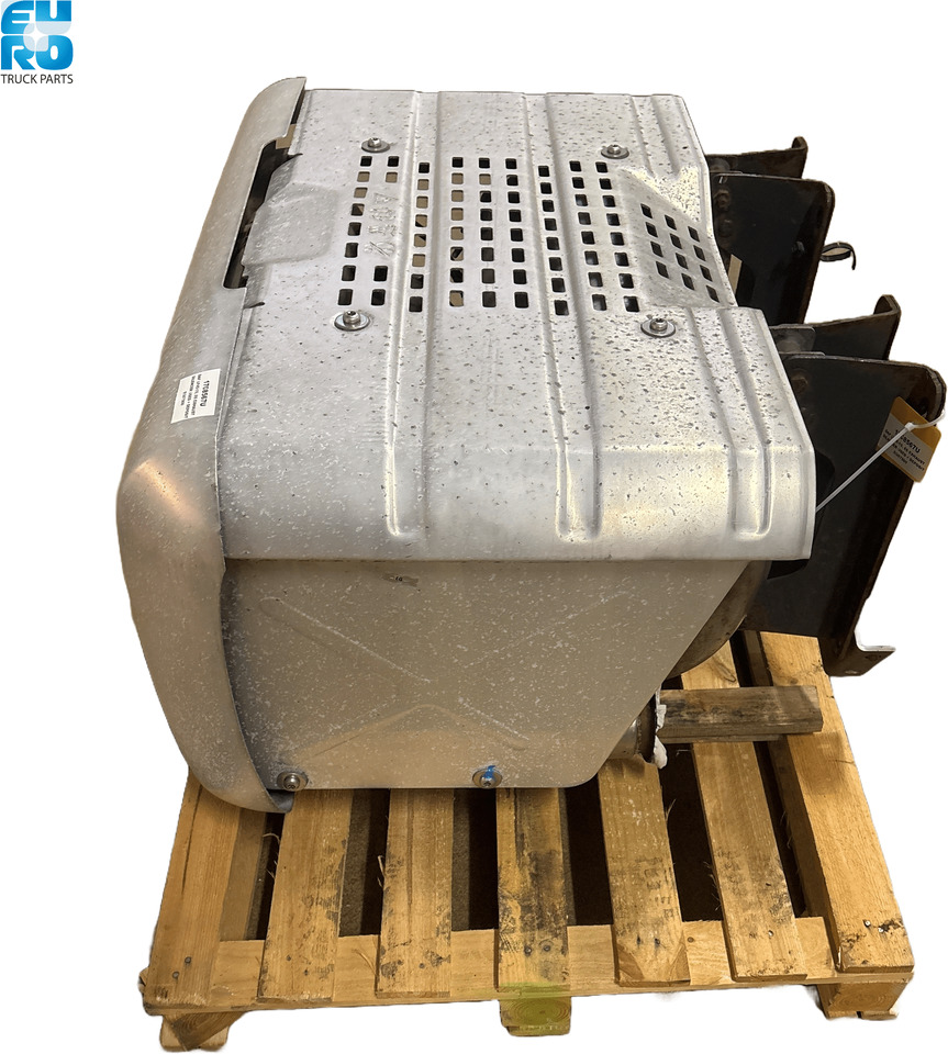 DAF LF45-55, E6 EXHAUST SILENCER USED + DEPOSIT 1708567U - Izpušna cev za Tovornjak: slika 3 DAF LF45-55, E6 EXHAUST SILENCER USED + DEPOSIT 1708567U - Izpušna cev za Tovornjak: slika 3
