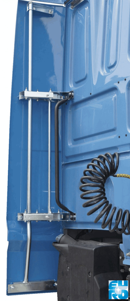 DAF XF 106 SC CABINE SPOILERSET KLAPGEDEELDE LINKS KLEUR H3279 000052 - Kabina za Tovornjak: slika 5 DAF XF 106 SC CABINE SPOILERSET KLAPGEDEELDE LINKS KLEUR H3279 000052 - Kabina za Tovornjak: slika 5