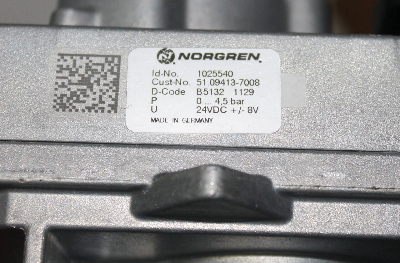Gasklephuis MAN TGL/TGM 51094137008 - Motor in deli za Tovornjak: slika 3 Gasklephuis MAN TGL/TGM 51094137008 - Motor in deli za Tovornjak: slika 3