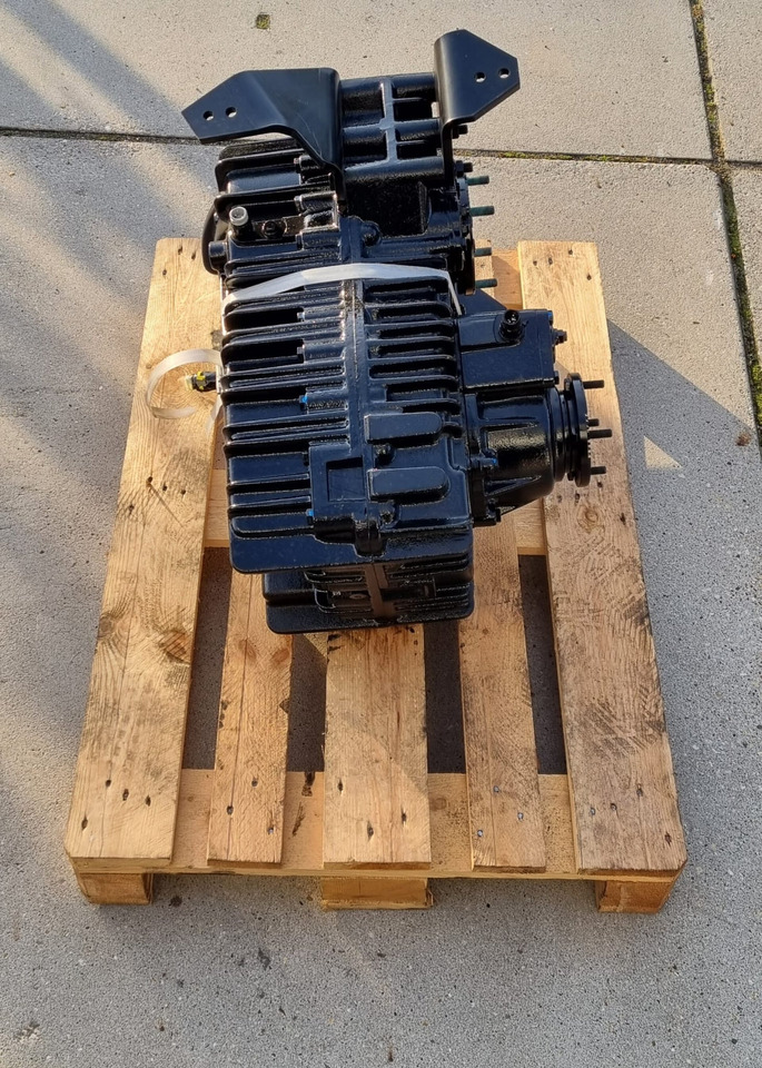 MAN 8x8 8x6 Tussenbak G173 Z-L Nieuw - Transmission za Tovornjak: slika 2 MAN 8x8 8x6 Tussenbak G173 Z-L Nieuw - Transmission za Tovornjak: slika 2