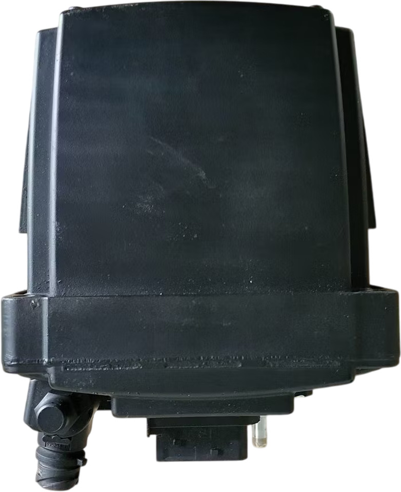 MAN ADBLUE-POMP EMITEC GEREVISEERD + STATIEGELD 81154036146R - Sistem goriva za Tovornjak: slika 1 MAN ADBLUE-POMP EMITEC GEREVISEERD + STATIEGELD 81154036146R - Sistem goriva za Tovornjak: slika 1