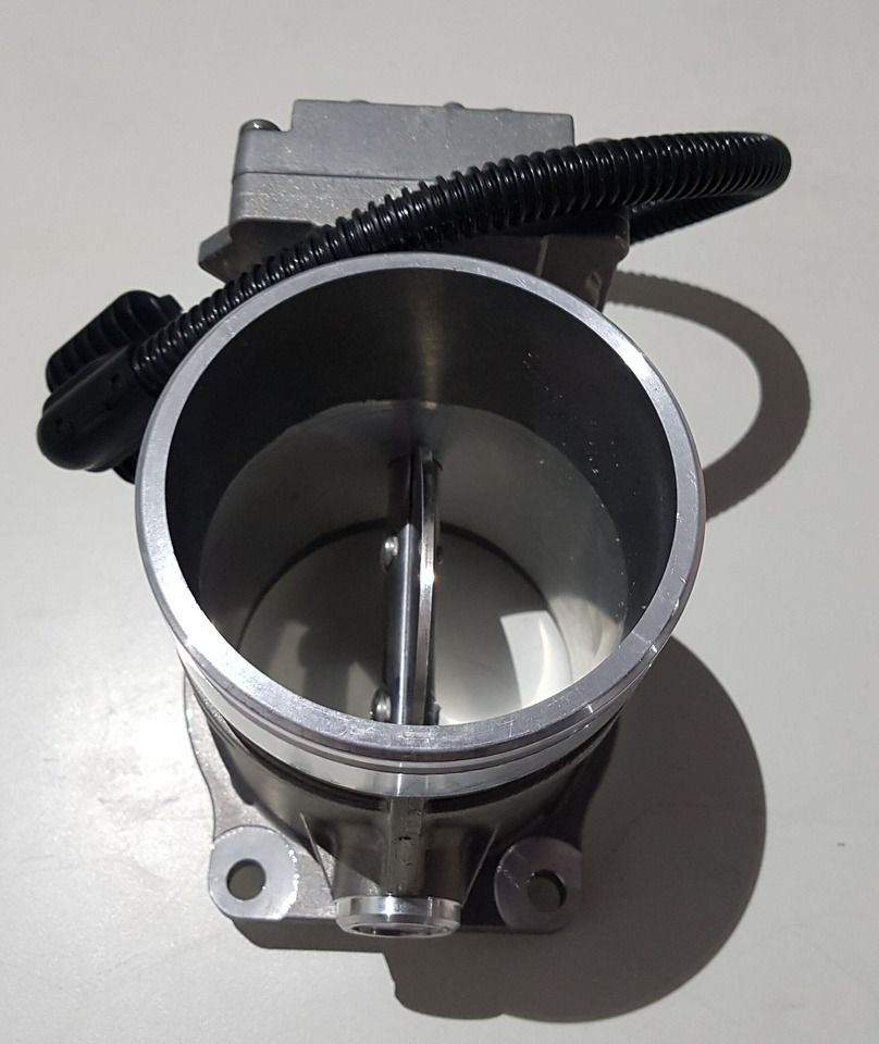 MAN THROTTLE VALVE 51094137009 51094137013 - Motor in deli za Tovornjak: slika 3 MAN THROTTLE VALVE 51094137009 51094137013 - Motor in deli za Tovornjak: slika 3