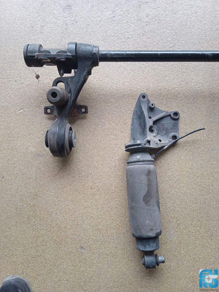 RENAULT TRUCK T CABINE STABILISATOR >2014 GEBRUIKT 7421874554U - Stabilizator za Tovornjak: slika 3 RENAULT TRUCK T CABINE STABILISATOR >2014 GEBRUIKT 7421874554U - Stabilizator za Tovornjak: slika 3