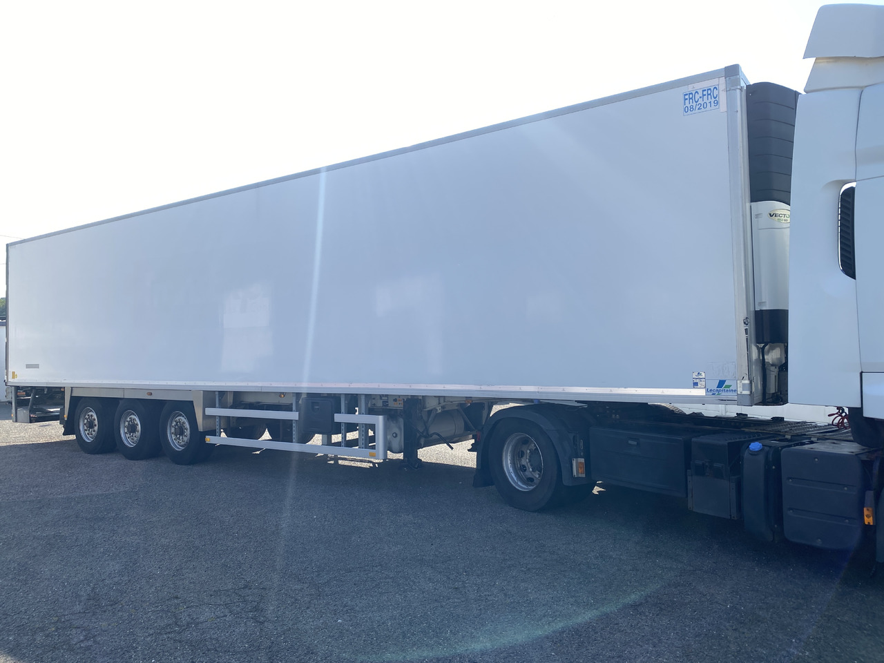 Polprikolica hladilnik za transport hrane FRUEHAUF frigo: slika 8