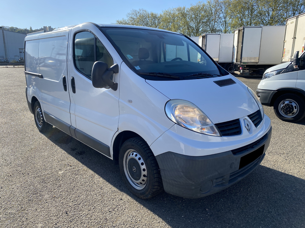 RENAULT trafic frigo - Hladilno vozilo: slika 1 RENAULT trafic frigo - Hladilno vozilo: slika 1