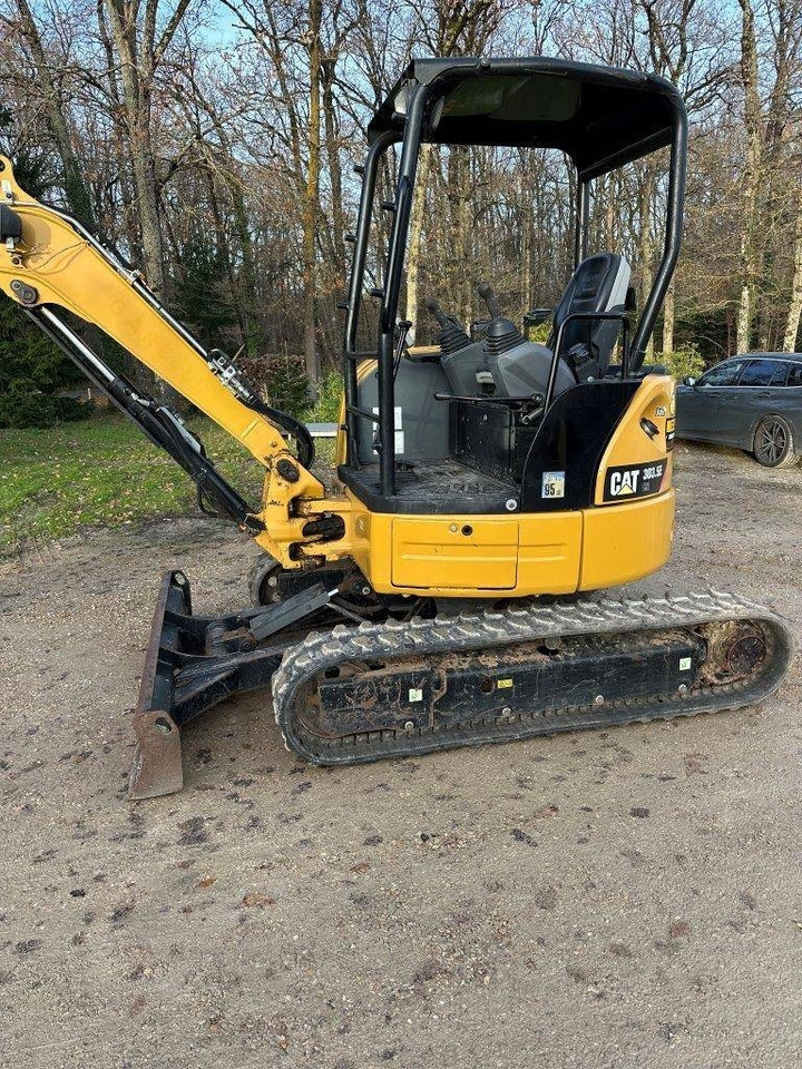 CAT 303.5 E CR - Mini bager: slika 1 CAT 303.5 E CR - Mini bager: slika 1