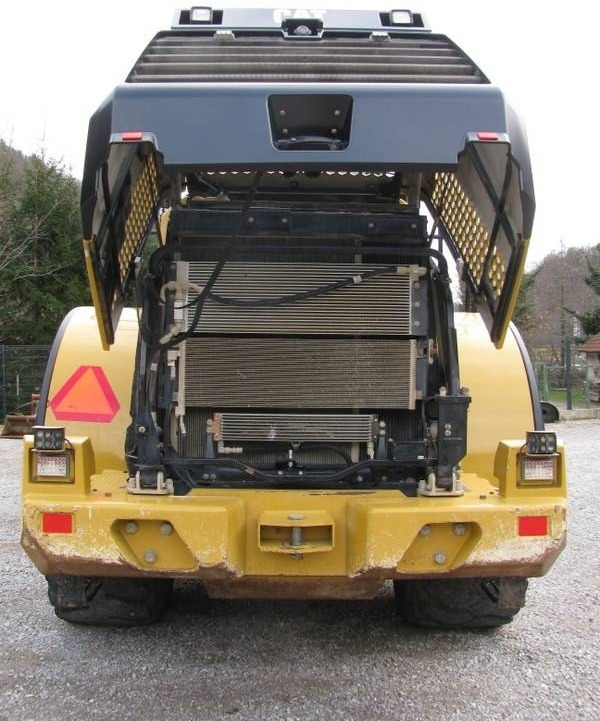 Kolesni nakladalec CAT 966K Top stanje: slika 10