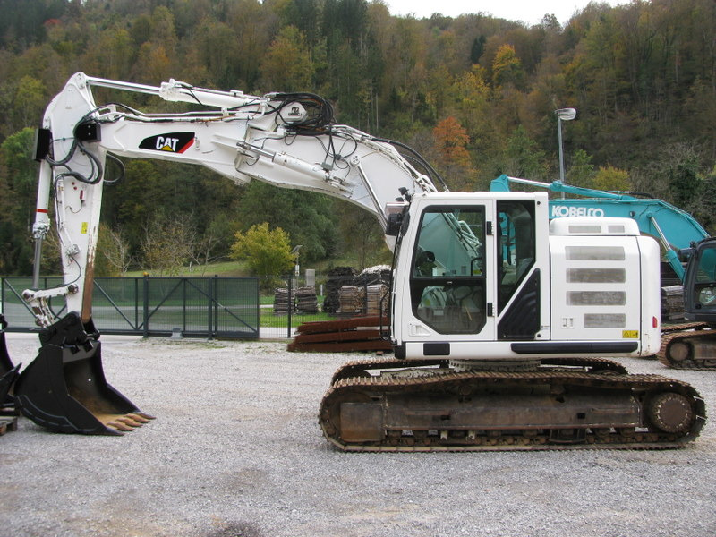 CATERPILLAR 320E LRR with 4 tools - Bager goseničar: slika 3 CATERPILLAR 320E LRR with 4 tools - Bager goseničar: slika 3