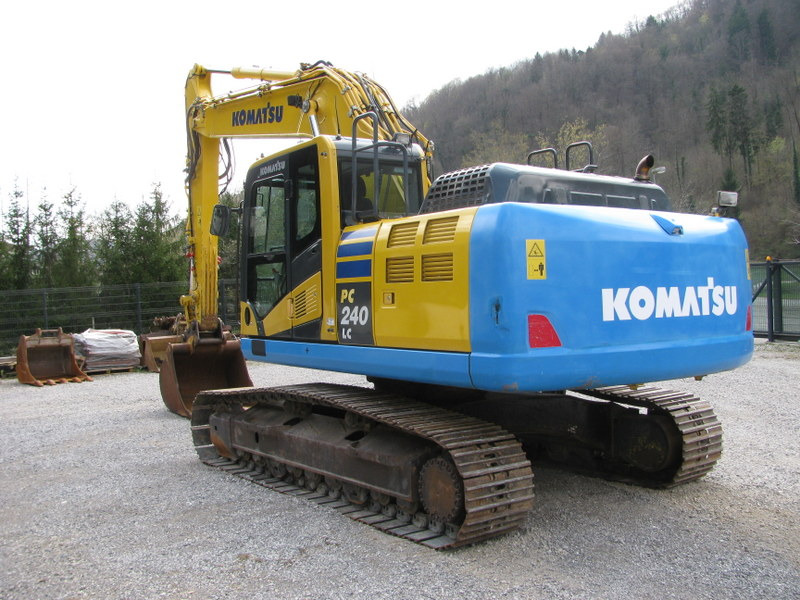 KOMATSU PC240NLC-10 TOP condition - Bager goseničar: slika 4 KOMATSU PC240NLC-10 TOP condition - Bager goseničar: slika 4