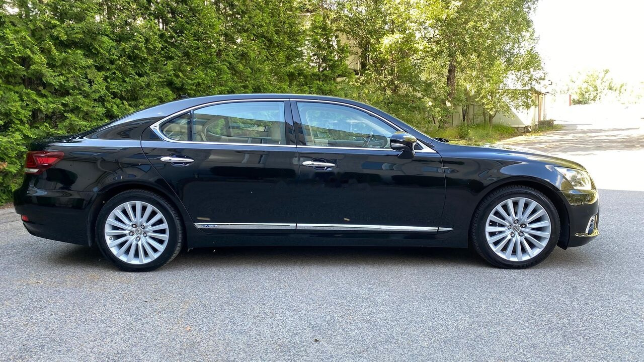Lexus LS600hL President - Limuzina: slika 3 Lexus LS600hL President - Limuzina: slika 3