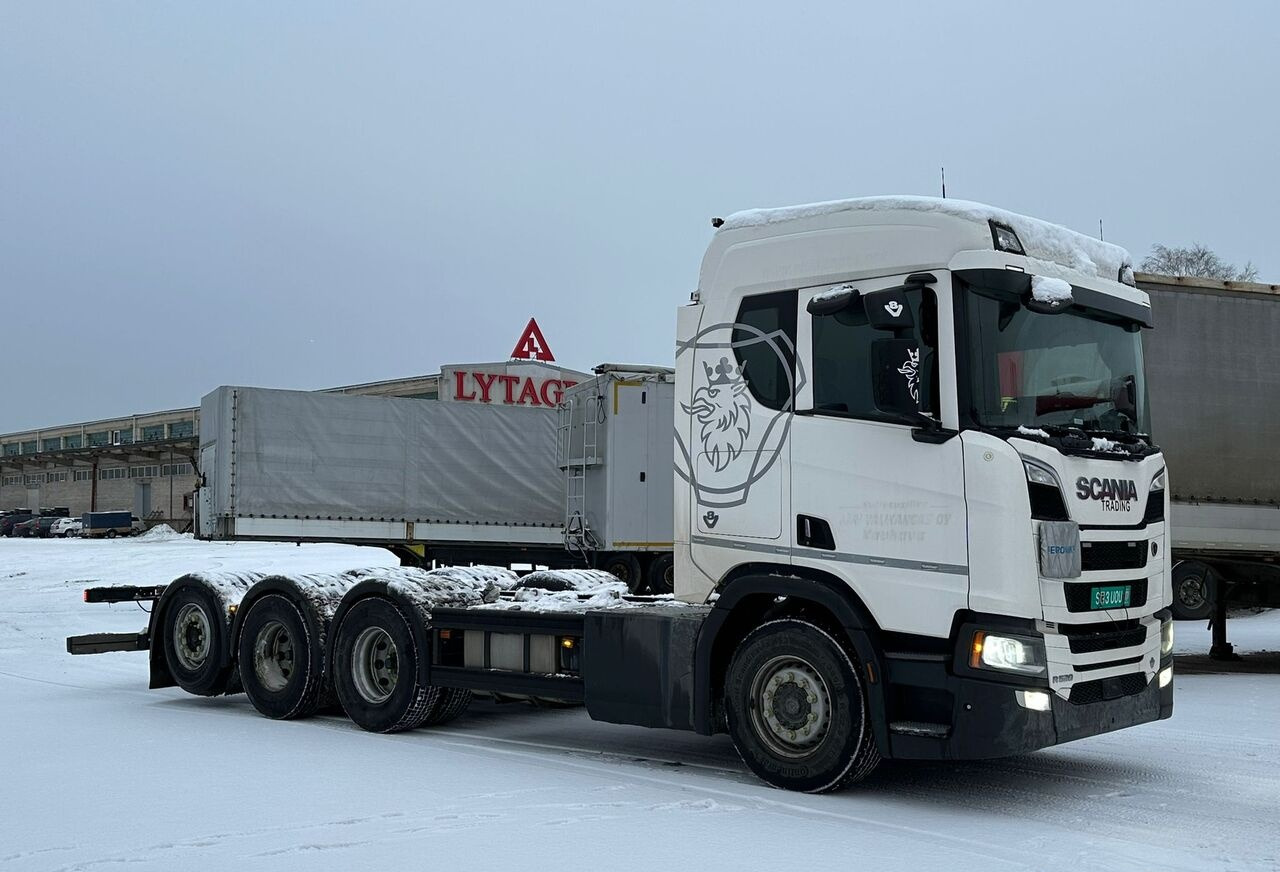 Scania R520 8x4 ADR - Tovornjak-šasija: slika 2 Scania R520 8x4 ADR - Tovornjak-šasija: slika 2