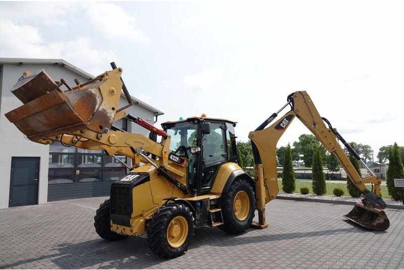 Caterpillar 432 F2 / KOPARKO-ŁADOWARKA / 2019 ROK / KOMPLET ŁYŻEK - Bager nakladalec: slika 2 Caterpillar 432 F2 / KOPARKO-ŁADOWARKA / 2019 ROK / KOMPLET ŁYŻEK - Bager nakladalec: slika 2