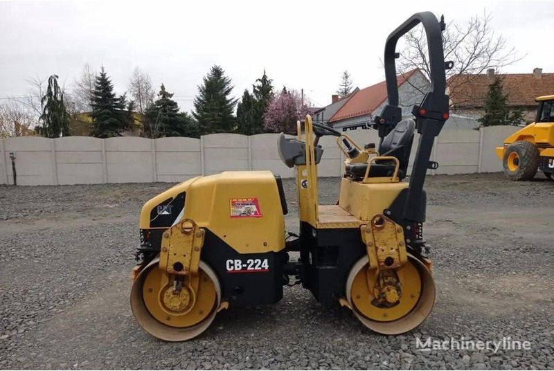 Caterpillar CB -224 Úthenger - Valjar: slika 2 Caterpillar CB -224 Úthenger - Valjar: slika 2