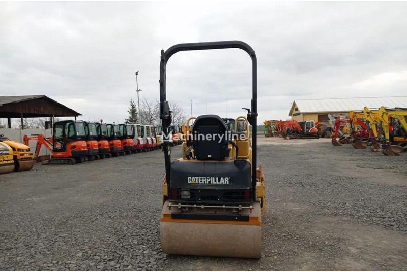 Caterpillar CB -224 Úthenger - Valjar: slika 3 Caterpillar CB -224 Úthenger - Valjar: slika 3