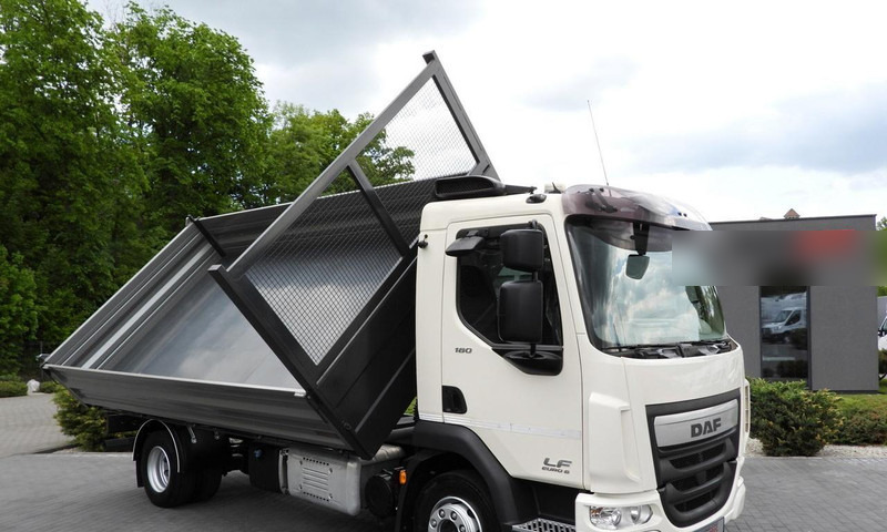 DAF LF 180 WYWROTKA TRÓJSTRONNA TEMPOMAT LEDY AUTOMAT BLIŹNIACZE KO - Tovornjak prekucnik: slika 1 DAF LF 180 WYWROTKA TRÓJSTRONNA TEMPOMAT LEDY AUTOMAT BLIŹNIACZE KO - Tovornjak prekucnik: slika 1