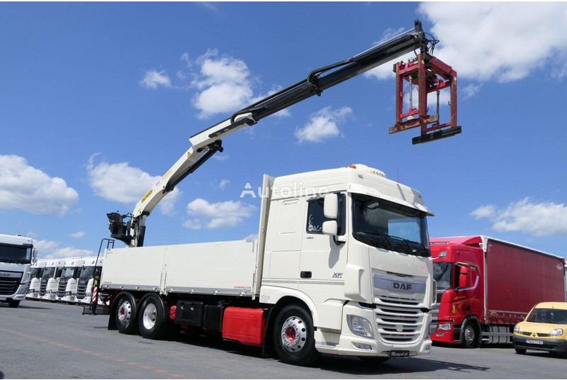 DAF XF 460 - Tovornjak s kesonom, Tovornjak z dvigalom: slika 2 DAF XF 460 - Tovornjak s kesonom, Tovornjak z dvigalom: slika 2