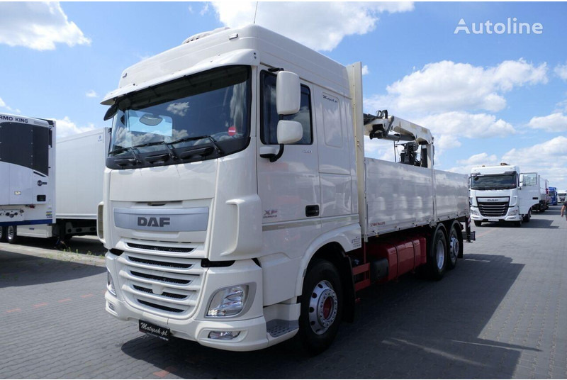 DAF XF 460 - Tovornjak s kesonom, Tovornjak z dvigalom: slika 1 DAF XF 460 - Tovornjak s kesonom, Tovornjak z dvigalom: slika 1