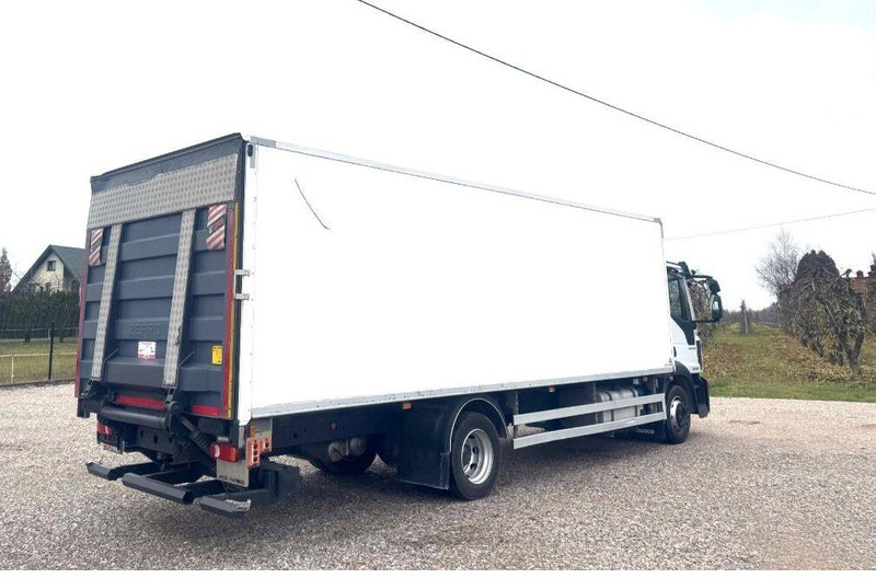 Iveco 120-250 EUROCARGO Koffer + Tail Lift - Tovornjak zabojnik: slika 4 Iveco 120-250 EUROCARGO Koffer + Tail Lift - Tovornjak zabojnik: slika 4