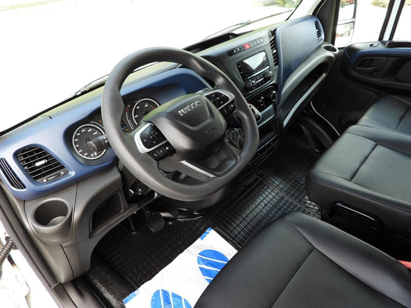 Iveco DAILY 35S14 FURGON CHŁODNIA -10*C ZASILANIE 230V TEMPOMAT AUTOMA - Hladilno vozilo: slika 2 Iveco DAILY 35S14 FURGON CHŁODNIA -10*C ZASILANIE 230V TEMPOMAT AUTOMA - Hladilno vozilo: slika 2