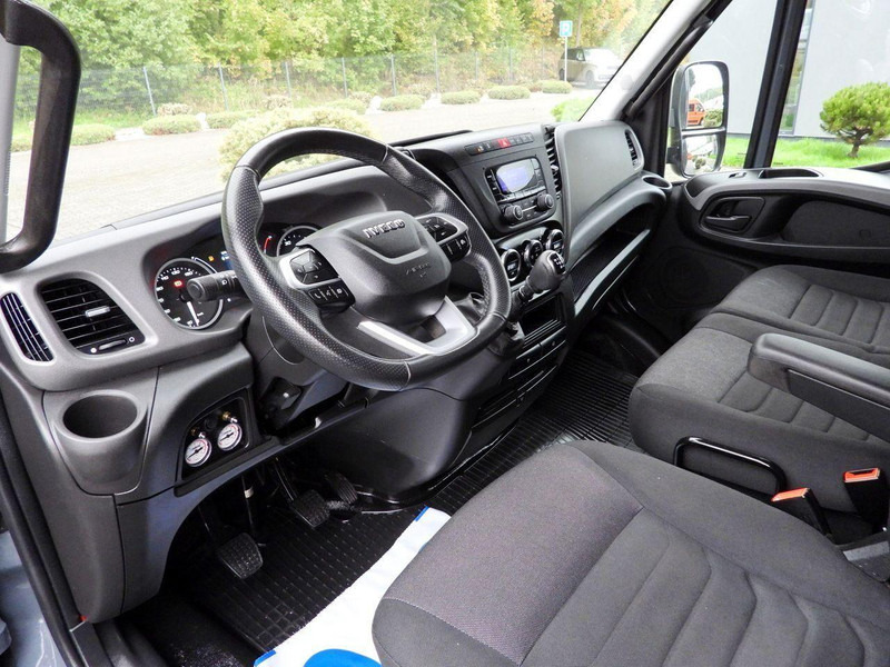 Iveco DAILY 50C18 PLANDEKA 14 PALET WEBASTO TEMPOMAT PNEUMATYKA BLIŹNI - Dostavno vozilo s ponjavo: slika 2 Iveco DAILY 50C18 PLANDEKA 14 PALET WEBASTO TEMPOMAT PNEUMATYKA BLIŹNI - Dostavno vozilo s ponjavo: slika 2