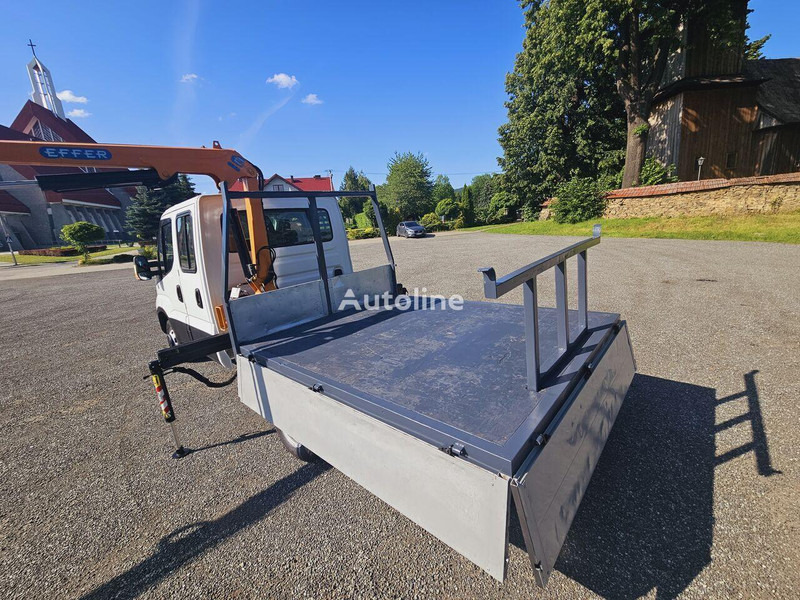 Iveco Daily 35c-15 Doka flatbed + crane Effer - Dostavno vozilo s kesonom, Dostavno vozilo z dvojno kabino: slika 3 Iveco Daily 35c-15 Doka flatbed + crane Effer - Dostavno vozilo s kesonom, Dostavno vozilo z dvojno kabino: slika 3