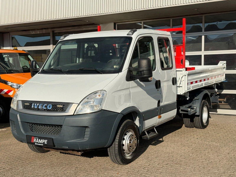 Iveco Daily 70C17 Doka Three sided M Tipper + Crane - Tovornjak prekucnik, Tovornjak z dvigalom: slika 3 Iveco Daily 70C17 Doka Three sided M Tipper + Crane - Tovornjak prekucnik, Tovornjak z dvigalom: slika 3
