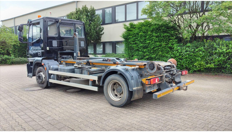 Iveco Eurocargo 120E25 - Tovornjak s kesonom, Tovornjak z dvigalom: slika 2 Iveco Eurocargo 120E25 - Tovornjak s kesonom, Tovornjak z dvigalom: slika 2