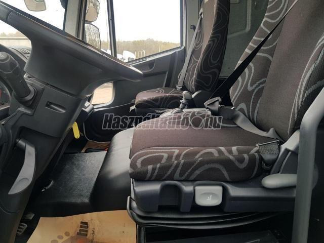 Iveco Eurocargo 180E28 - Tovornjak za prevoz živine: slika 4 Iveco Eurocargo 180E28 - Tovornjak za prevoz živine: slika 4