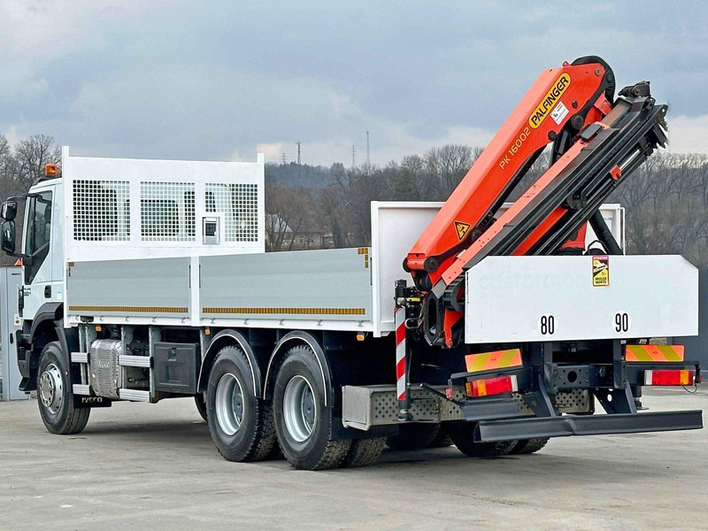 Tovornjak s kesonom, Tovornjak z dvigalom Iveco TRAKKER 360 * PRITSCHE 6,80* PK 16002 B+FUNK*6x4: slika 6