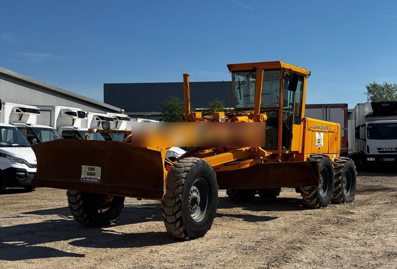 John Deere 770B - Greder: slika 3 John Deere 770B - Greder: slika 3