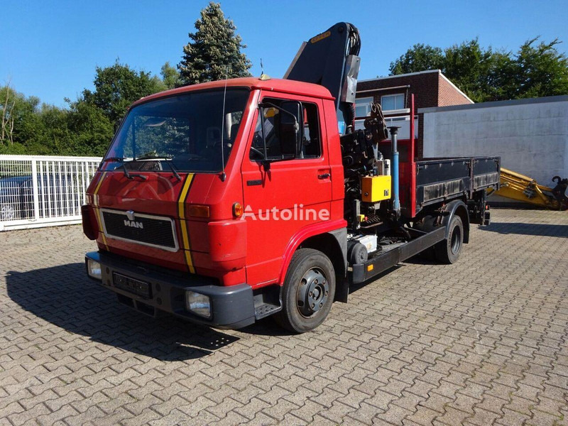 MAN 9.150 - Flatbed+crane - Tovornjak s kesonom, Tovornjak z dvigalom: slika 1 MAN 9.150 - Flatbed+crane - Tovornjak s kesonom, Tovornjak z dvigalom: slika 1