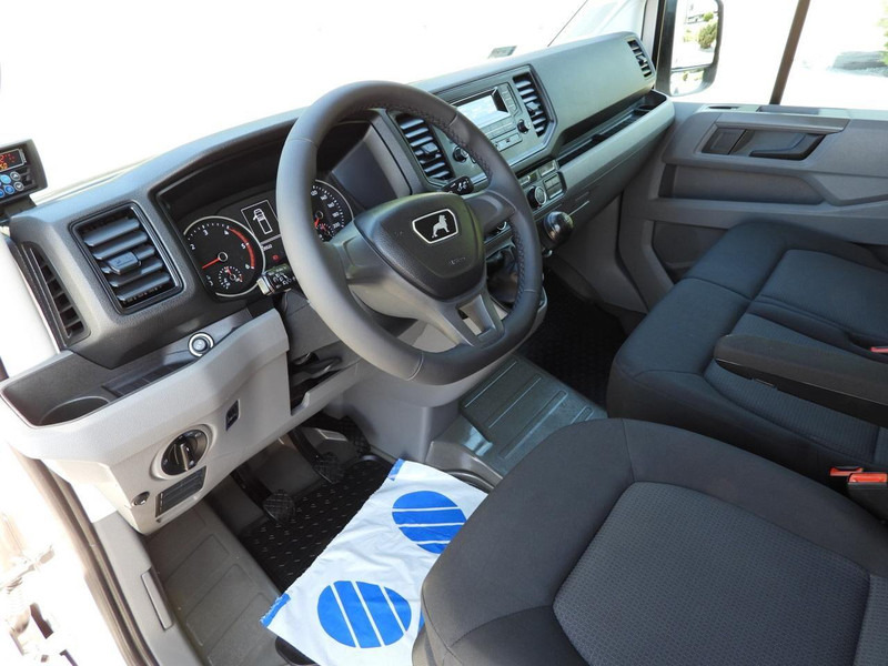 MAN TGE 3.140 CHŁODNIA KONTENER -1*C 8 PALET FUNKCJA GRZANIA TEMPOMA - Hladilno vozilo: slika 2 MAN TGE 3.140 CHŁODNIA KONTENER -1*C 8 PALET FUNKCJA GRZANIA TEMPOMA - Hladilno vozilo: slika 2