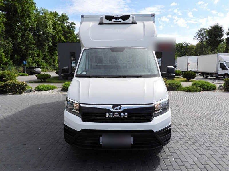 MAN TGE 3.140 CHŁODNIA KONTENER -1*C 8 PALET FUNKCJA GRZANIA TEMPOMA - Hladilno vozilo: slika 5 MAN TGE 3.140 CHŁODNIA KONTENER -1*C 8 PALET FUNKCJA GRZANIA TEMPOMA - Hladilno vozilo: slika 5