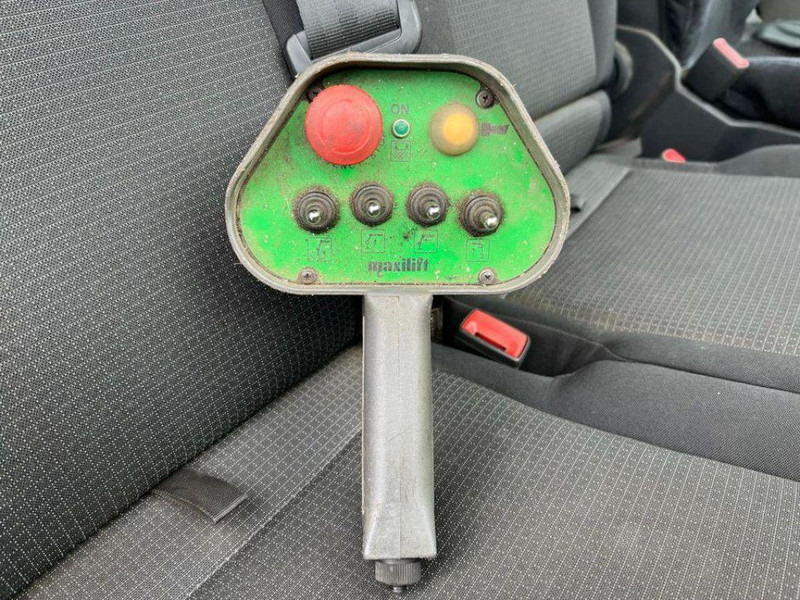 MAN TGE 6.120 Flatbed + Crane Maxilift ML 270 L.3H - Tovornjak s kesonom, Tovornjak z dvigalom: slika 5 MAN TGE 6.120 Flatbed + Crane Maxilift ML 270 L.3H - Tovornjak s kesonom, Tovornjak z dvigalom: slika 5