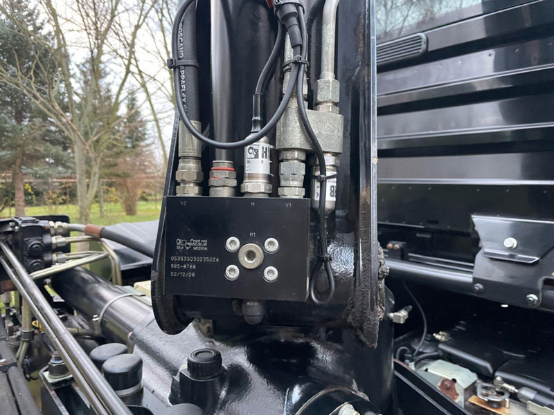 MAN TGM 15.250 Hoof lift + Crane - Kotalni prekucni tovornjak, Tovornjak z dvigalom: slika 3 MAN TGM 15.250 Hoof lift + Crane - Kotalni prekucni tovornjak, Tovornjak z dvigalom: slika 3