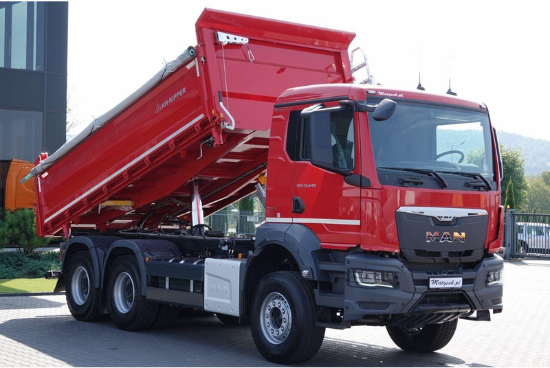 MAN TGS 33.440 / 6X4 / WYWROTKA 3 STRONNA / HYDROBURTA / BORDMATIC / - Tovornjak prekucnik: slika 2 MAN TGS 33.440 / 6X4 / WYWROTKA 3 STRONNA / HYDROBURTA / BORDMATIC / - Tovornjak prekucnik: slika 2