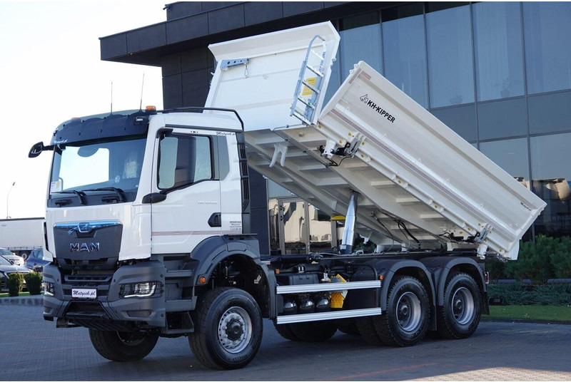 MAN TGS 33.TGS 33.480 / 6X6 / WYWROTKA 3 STRONNA / BORDMATIC / KH KI - Tovornjak prekucnik: slika 5 MAN TGS 33.TGS 33.480 / 6X6 / WYWROTKA 3 STRONNA / BORDMATIC / KH KI - Tovornjak prekucnik: slika 5