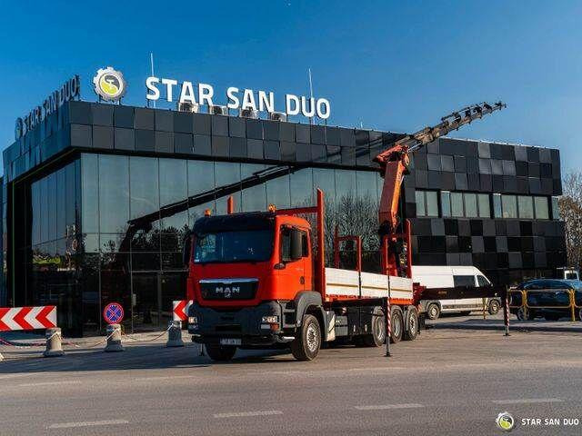 MAN TGS 35.400 PALFINGER PK 44002 WINCH TRIDEM KRAN - Tovornjak s kesonom, Tovornjak z dvigalom: slika 1 MAN TGS 35.400 PALFINGER PK 44002 WINCH TRIDEM KRAN - Tovornjak s kesonom, Tovornjak z dvigalom: slika 1