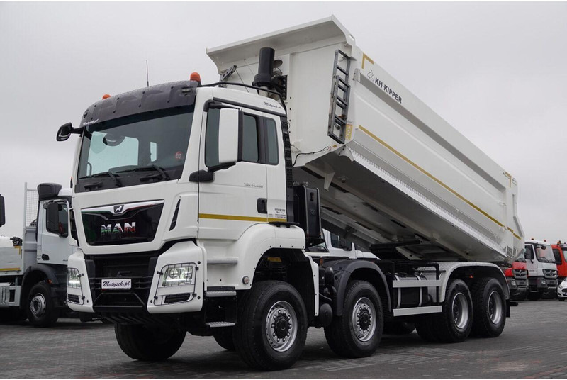 MAN TGS 41.460 / 8x8 / WYWROTKA TYLNOZSYP / MANUAL / KH-KIPPER / EUR - Tovornjak prekucnik: slika 2 MAN TGS 41.460 / 8x8 / WYWROTKA TYLNOZSYP / MANUAL / KH-KIPPER / EUR - Tovornjak prekucnik: slika 2