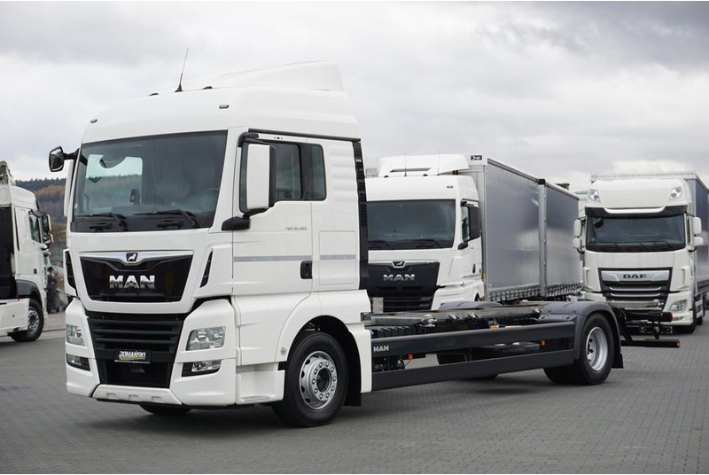 MAN TGX / 18.460 / ACC / E 6 / XLX / BDF / 7,15 M , 7,45 M - Tovornjak-šasija: slika 2 MAN TGX / 18.460 / ACC / E 6 / XLX / BDF / 7,15 M , 7,45 M - Tovornjak-šasija: slika 2