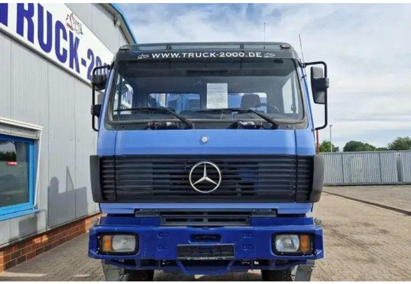 Mercedes-Benz 1831 4x4 Betonvágó - Stroj za asfalterska dela: slika 4 Mercedes-Benz 1831 4x4 Betonvágó - Stroj za asfalterska dela: slika 4