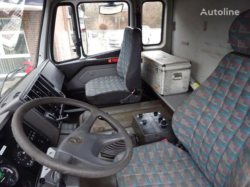 Mercedes-Benz 2527 - Vacuum truck 6x4 lizing Mercedes-Benz 2527 - Vacuum truck 6x4: slika 16 Mercedes-Benz 2527 - Vacuum truck 6x4 lizing Mercedes-Benz 2527 - Vacuum truck 6x4: slika 16