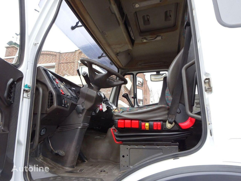 Mercedes-Benz 2527 - Vacuum truck 6x4 lizing Mercedes-Benz 2527 - Vacuum truck 6x4: slika 15 Mercedes-Benz 2527 - Vacuum truck 6x4 lizing Mercedes-Benz 2527 - Vacuum truck 6x4: slika 15