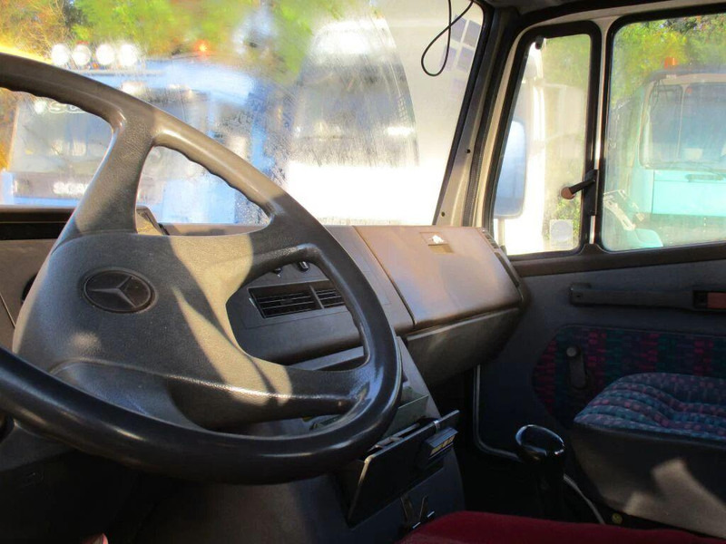 Mercedes-Benz 711D - Doka towing truck - Vlečno vozilo: slika 5 Mercedes-Benz 711D - Doka towing truck - Vlečno vozilo: slika 5