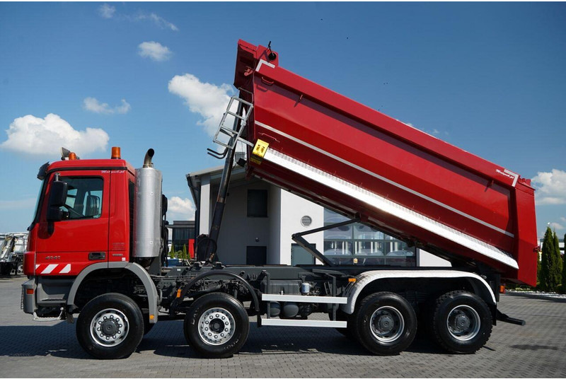 Mercedes-Benz ACTROS 4141 / 8X6 / WYWROTKA TYLNOZSYPOWA / MEILLER KIPPER 5.3M - Tovornjak prekucnik: slika 3 Mercedes-Benz ACTROS 4141 / 8X6 / WYWROTKA TYLNOZSYPOWA / MEILLER KIPPER 5.3M - Tovornjak prekucnik: slika 3