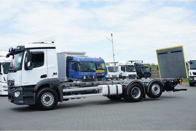 Mercedes-Benz ANTOS / 2535 / ACC / E 6 / BDF + WINDA / 7.15 , 7.45, 7.82 M / O - Kontejnerski tovornjak/ Tovornjak z zamenljivim tovoriščem: slika 3 Mercedes-Benz ANTOS / 2535 / ACC / E 6 / BDF + WINDA / 7.15 , 7.45, 7.82 M / O - Kontejnerski tovornjak/ Tovornjak z zamenljivim tovoriščem: slika 3