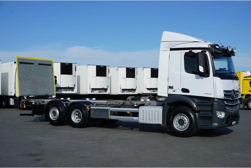 Mercedes-Benz ANTOS / 2545 / ACC / E 6 / BDF + WINDA / 7.15 , 7.45, 7.82 M / O - Tovornjak-šasija: slika 4 Mercedes-Benz ANTOS / 2545 / ACC / E 6 / BDF + WINDA / 7.15 , 7.45, 7.82 M / O - Tovornjak-šasija: slika 4