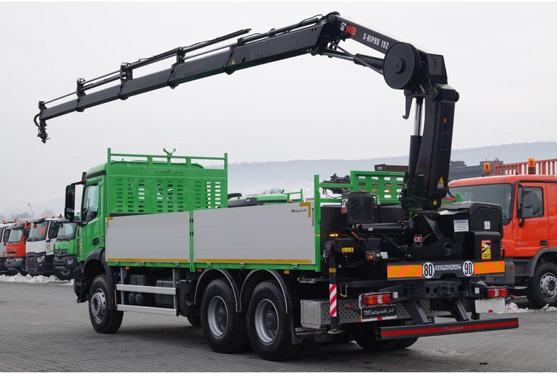 Mercedes-Benz AROCS 2636 / 6x4 / SKRZYNIOWY- 6,5 M / + HDS HIAB 4x wysów: 13 m - Tovornjak s kesonom, Tovornjak z dvigalom: slika 4 Mercedes-Benz AROCS 2636 / 6x4 / SKRZYNIOWY- 6,5 M / + HDS HIAB 4x wysów: 13 m - Tovornjak s kesonom, Tovornjak z dvigalom: slika 4