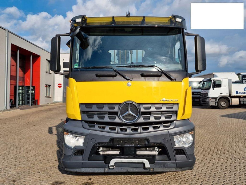 Mercedes-Benz Arocs 1830 - Tovornjak s kesonom, Tovornjak z dvigalom: slika 2 Mercedes-Benz Arocs 1830 - Tovornjak s kesonom, Tovornjak z dvigalom: slika 2