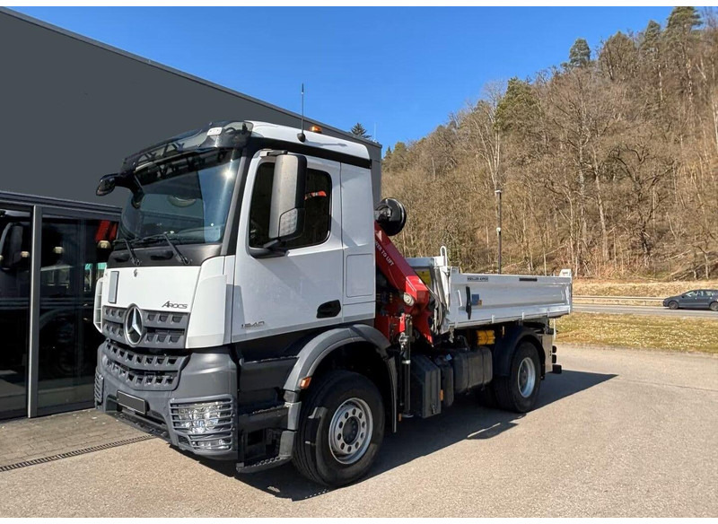 Mercedes-Benz Arocs 1840 - 3 way tipper truck + crane - Tovornjak prekucnik, Tovornjak z dvigalom: slika 1 Mercedes-Benz Arocs 1840 - 3 way tipper truck + crane - Tovornjak prekucnik, Tovornjak z dvigalom: slika 1